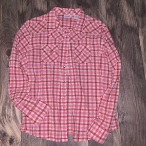 Pearl snap wrangler button down